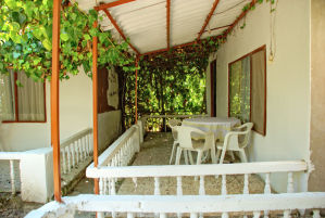 Efe Motel 2