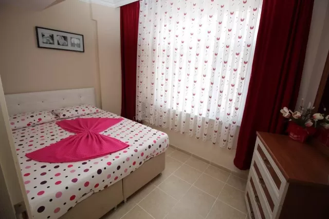Demet Apart fotoğraf 4